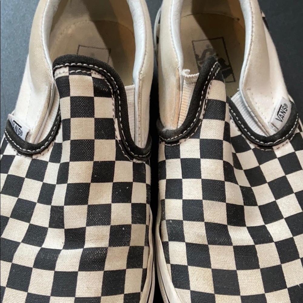 Vans! - Picture 3 of 4